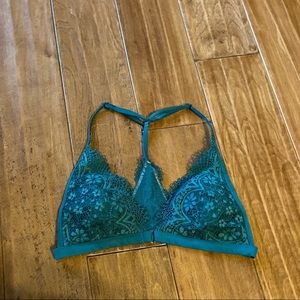 SOLD dark green victoria’s secret bralette